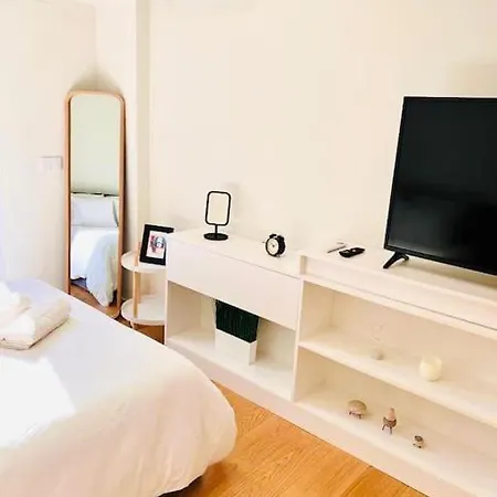 Crespo High Class Next To Saldanha Lisboa