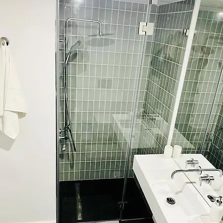 Crespo High Class Next To Saldanha