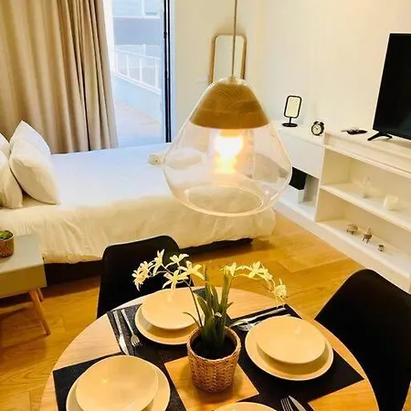 Crespo High Class Next To Saldanha Lisboa